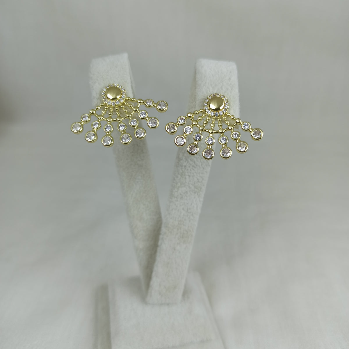 Altın Renk Vip 14K Zirkon Taşlı Yelpaze Küpe (20mm)