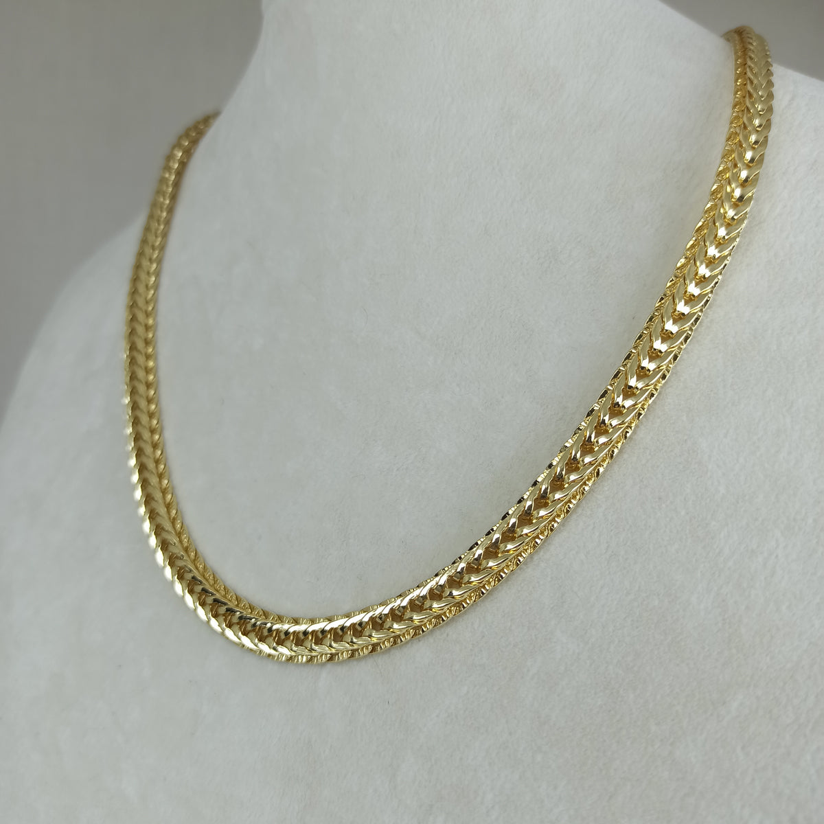 Altın Renk Vip 14K Kalın Örgü Zincir Kolye (45cm)