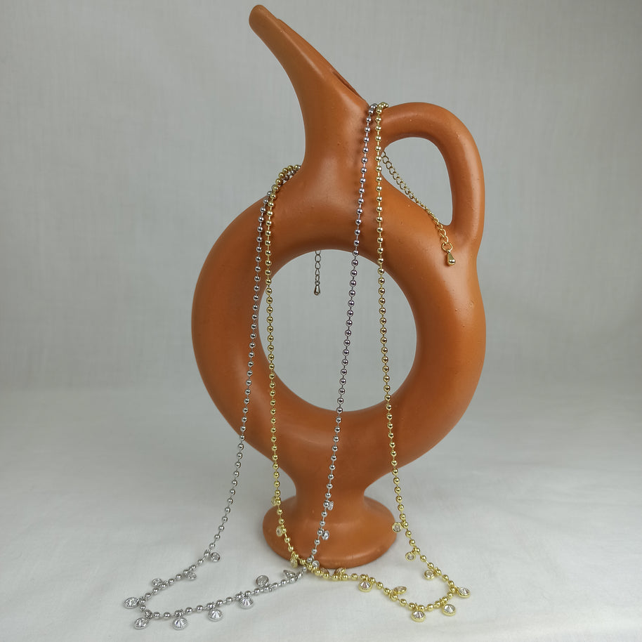 Gümüş Renk Vip İnce ve Baget Taş Detaylı Küre Zincirli Kolye (45+5 cm)