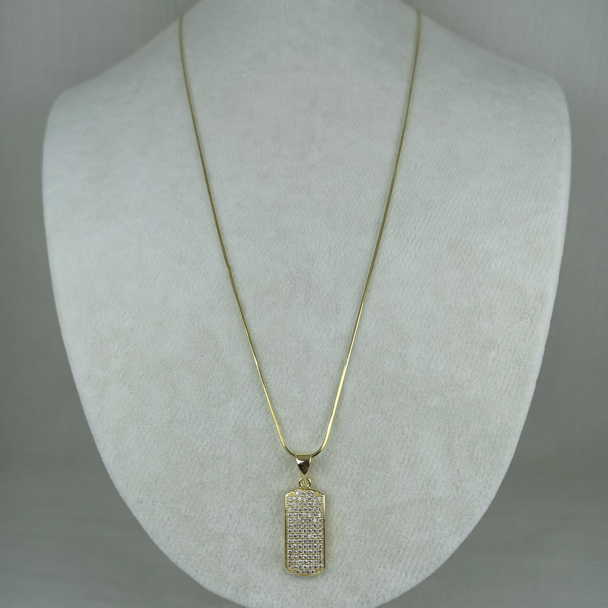 Altın Renk Vip 14K Taş Detaylı Dikdörtgen Uçlu Kolye (60cm)