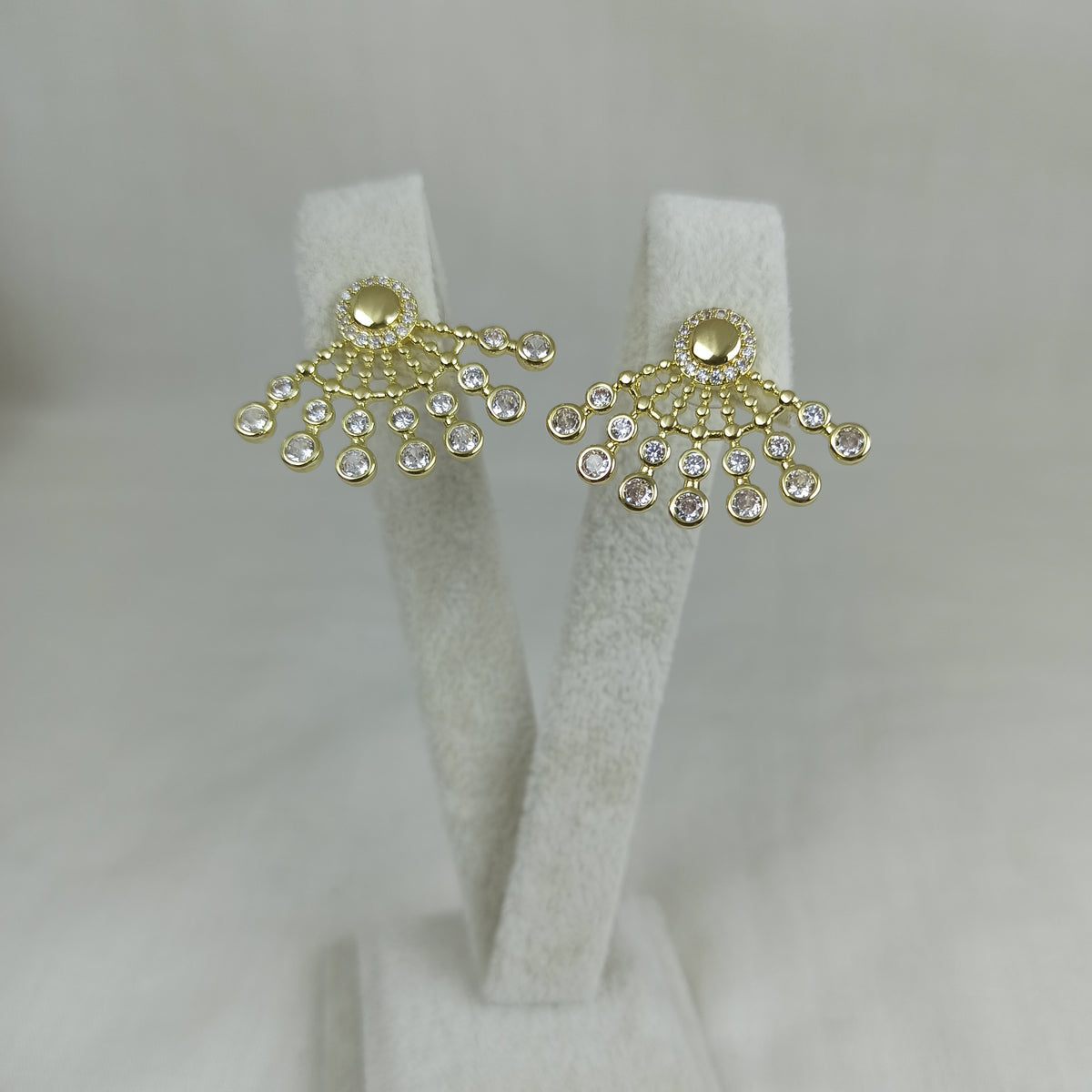 Altın Renk Vip 14K Zirkon Taşlı Yelpaze Küpe (20mm)