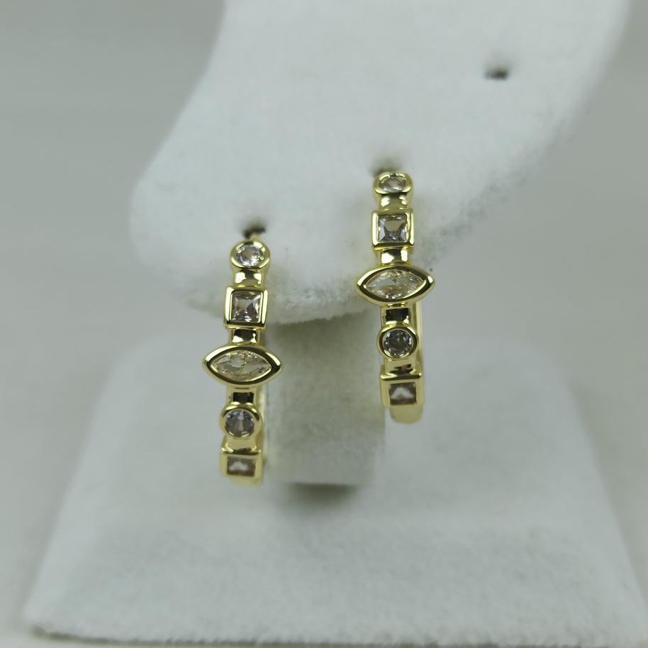 Altın Renk Vip 14K Geometrik Zirkon Taş Detaylı Halka Küpe (20mm)