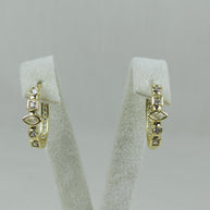 Altın Renk Vip 14K Geometrik Zirkon Taş Detaylı Halka Küpe (20mm)