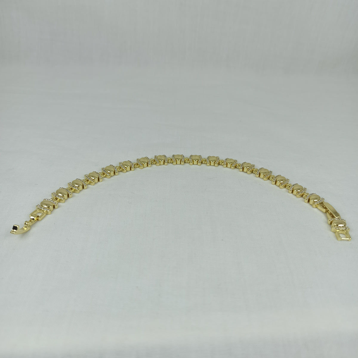 Altın Renk Vip 14K Oval Taş Detaylı Zincir Bileklik