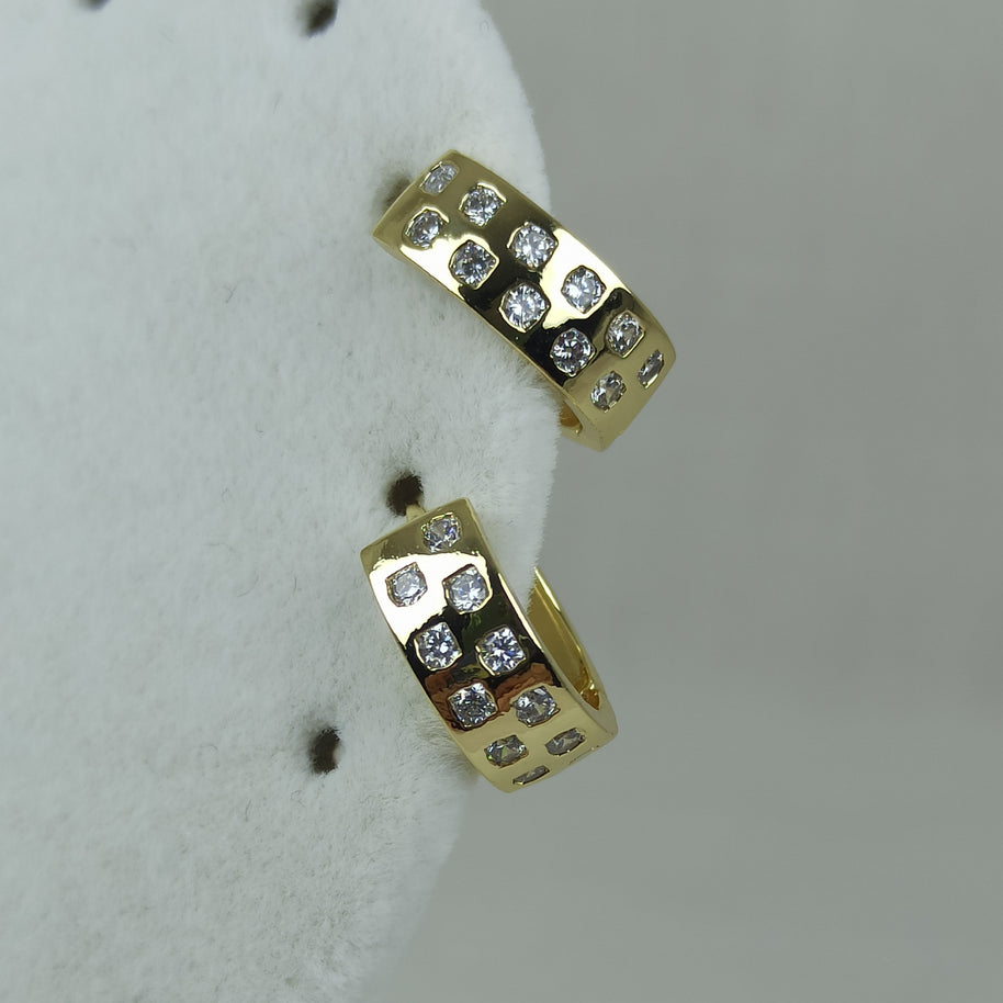 Altın Renk Vip 14K Zirkon Taşlı Kalın Halka Küpe (15mm)