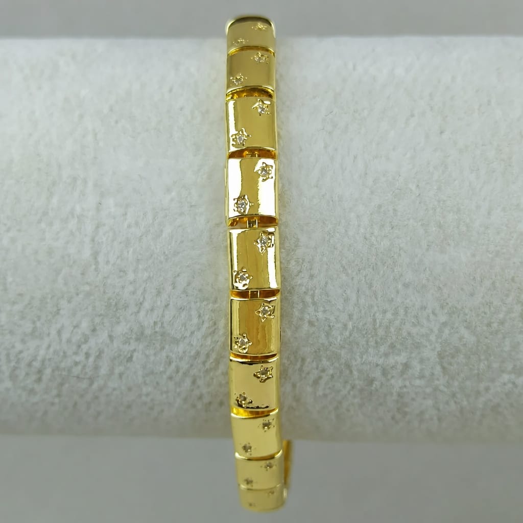 Gold Color Vip 14K Minimal Stone Detailed Chain Bracelet