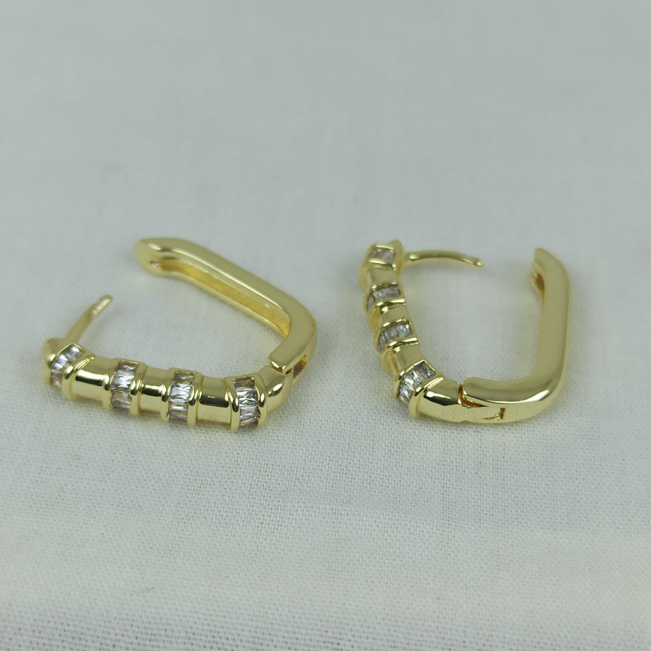 Altın Renk Vip 14K Zirkon Taş Detaylı Çok Sıralı Halka Küpe