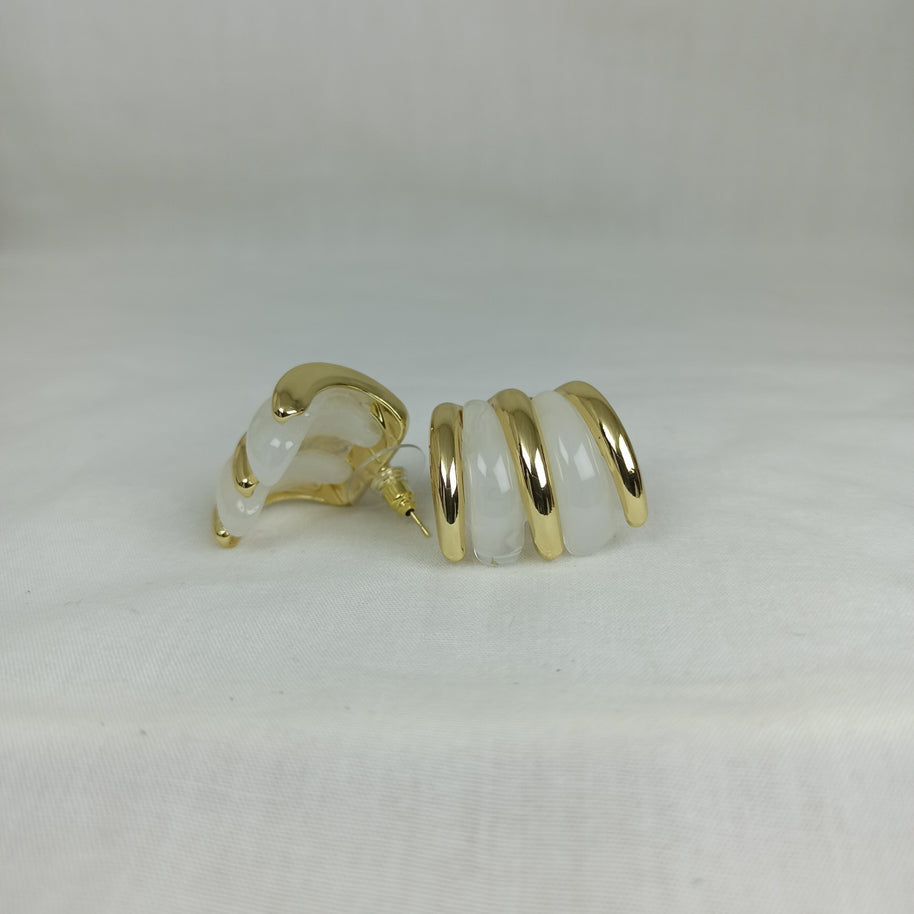 Altın Renk Çelik 14K Beyaz Mineli Üçlü Halka Küpe (22mm)